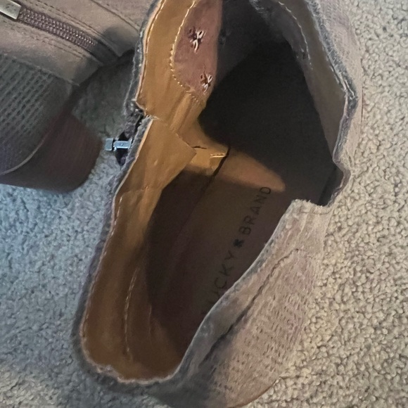Lucky Brand women’s booties - Picture 4 of 5